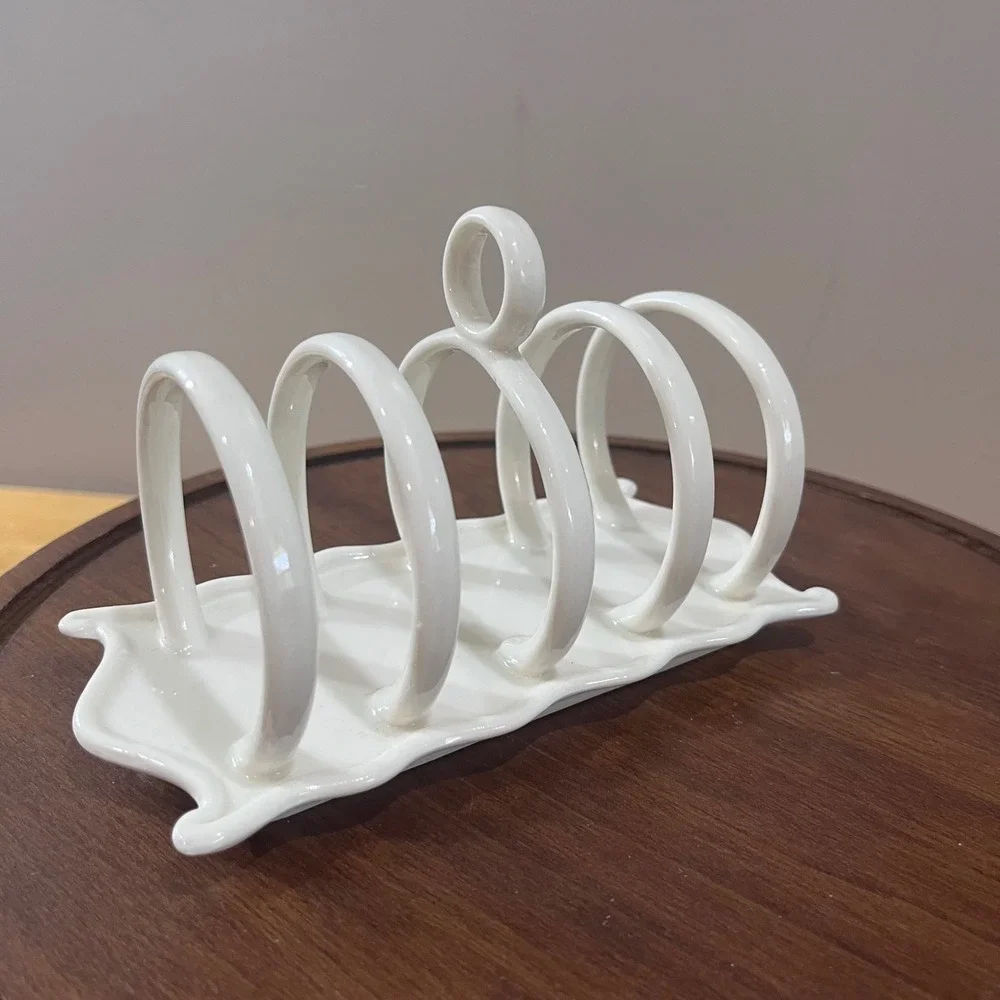 I. Godinger & Co. White Ceramic Toast Rack 5 Slot Letter Sorter Vtg Farmhouse‎